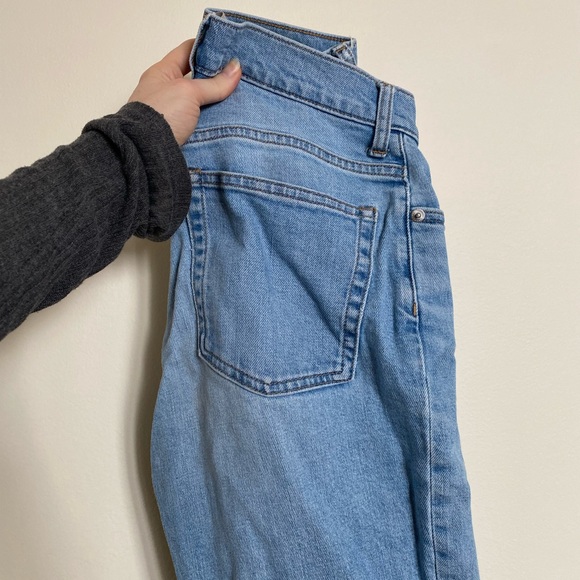 Everlane 90s Cheeky Jean - Picture 6 of 7